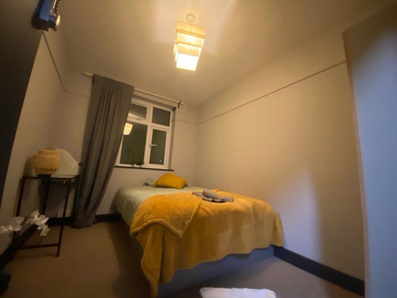 Property photo 2 of 8 Room 4- £650 Available 22/10/2025