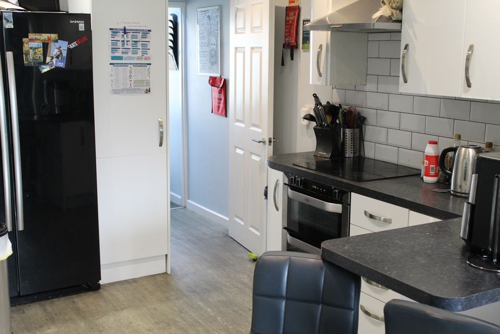 Property photo 2 of 5 Photo 2