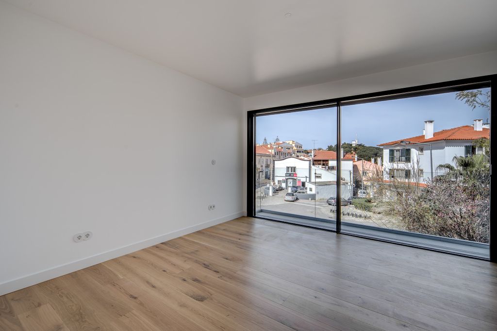 Property photo 2 of 52