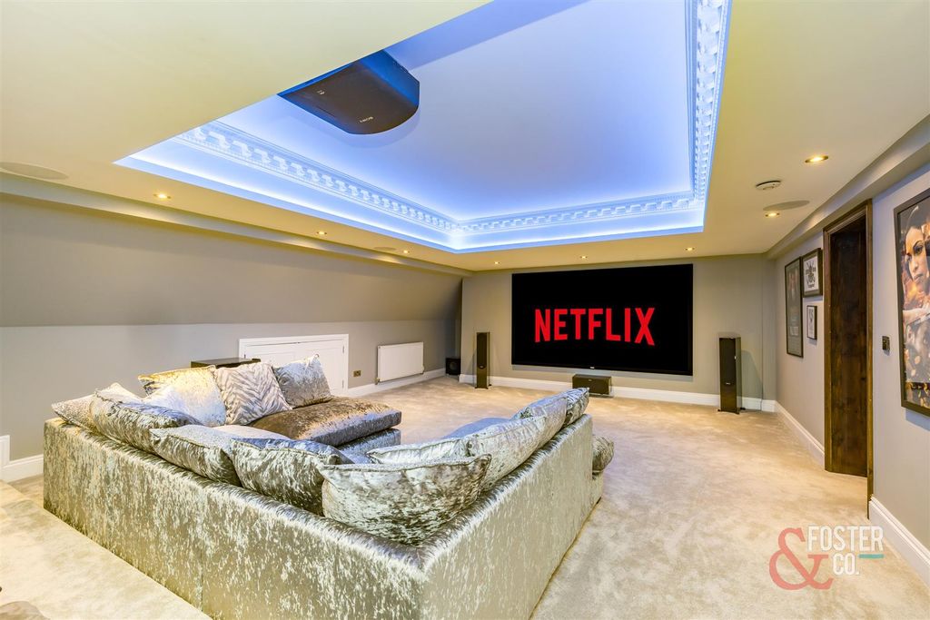Additional image 8 of 9 bed detached house for saleWithdean Road, Brighton BN1