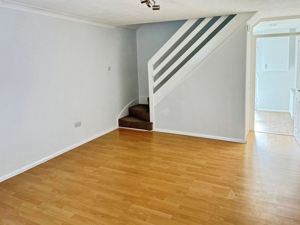 Property photo 3 of 10 Pbox-Img.Jpg