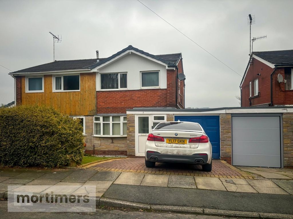 Property photo 1 of 1 Front External