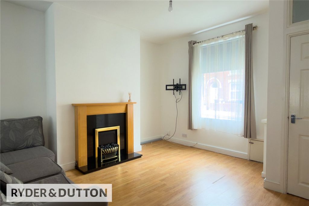 Property photo 2 of 14 Picture No. 28