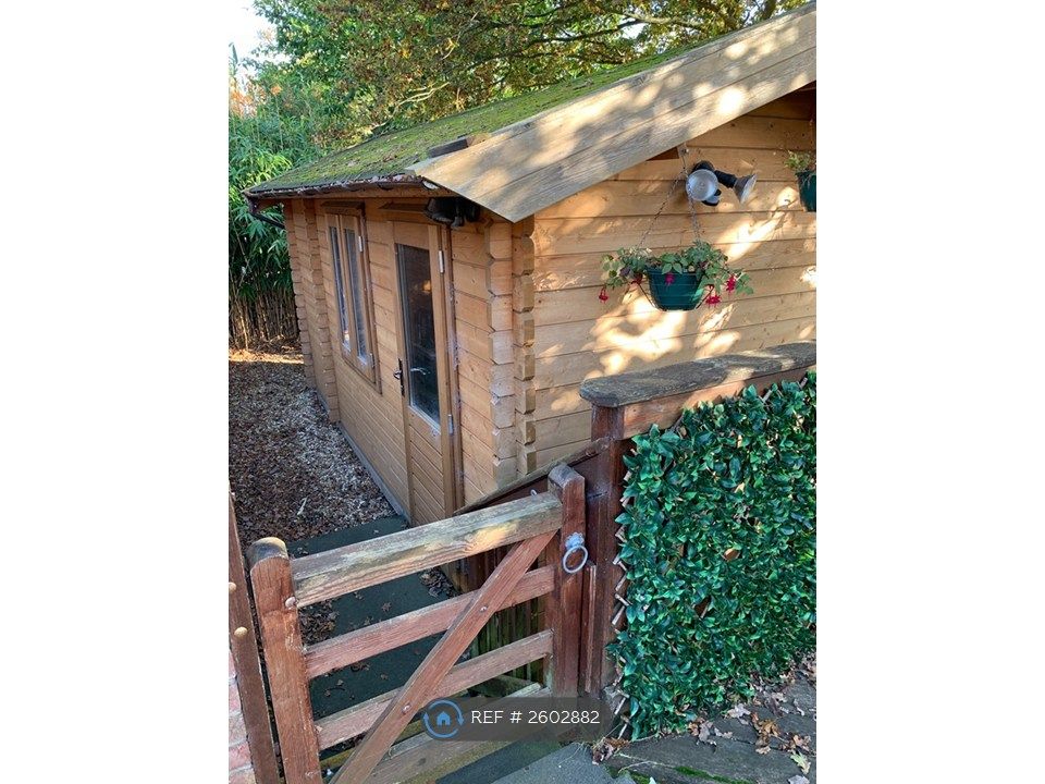 Property photo 1 of 5