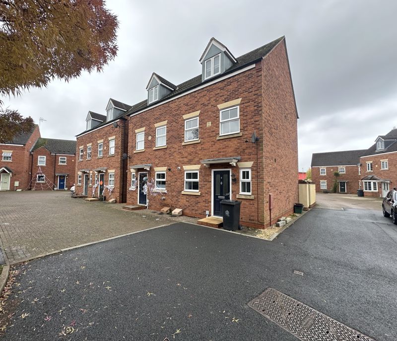 Property photo 1 of 16 External