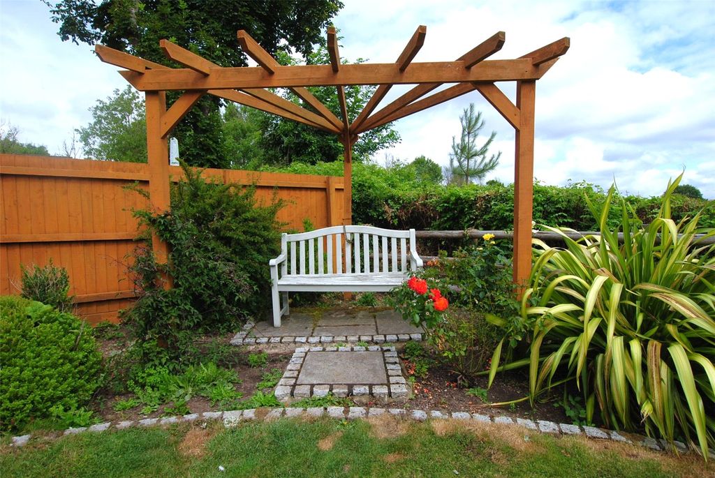Property photo 2 of 36 Picture No. 28
