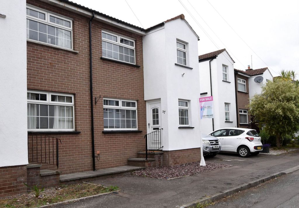 Property photo 3 of 20