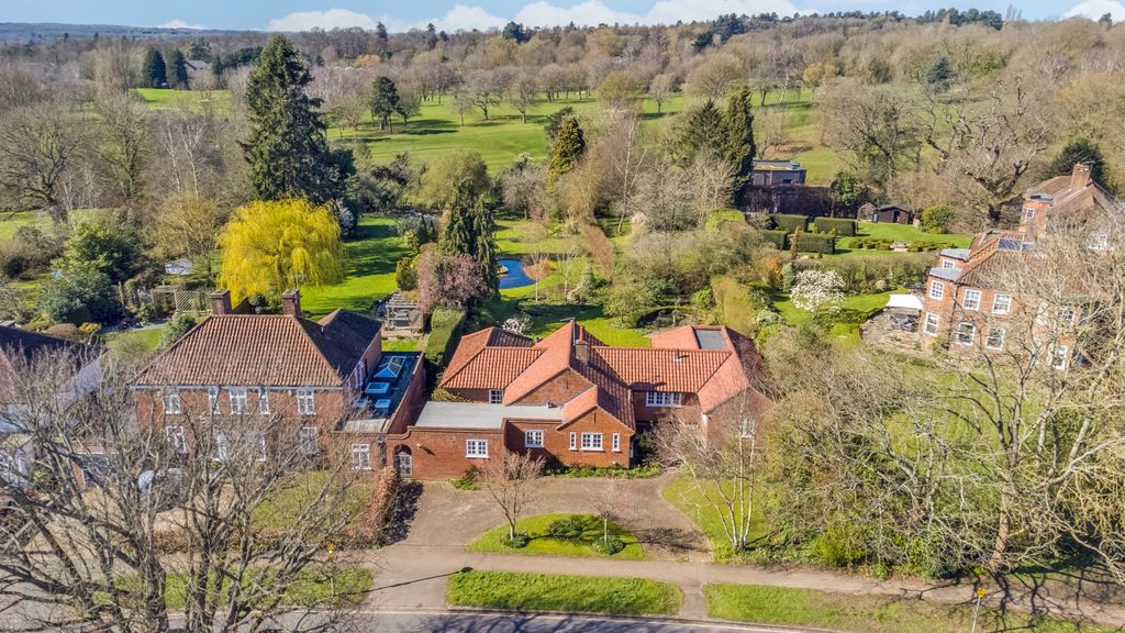 Property photo 1 of 24 5012330