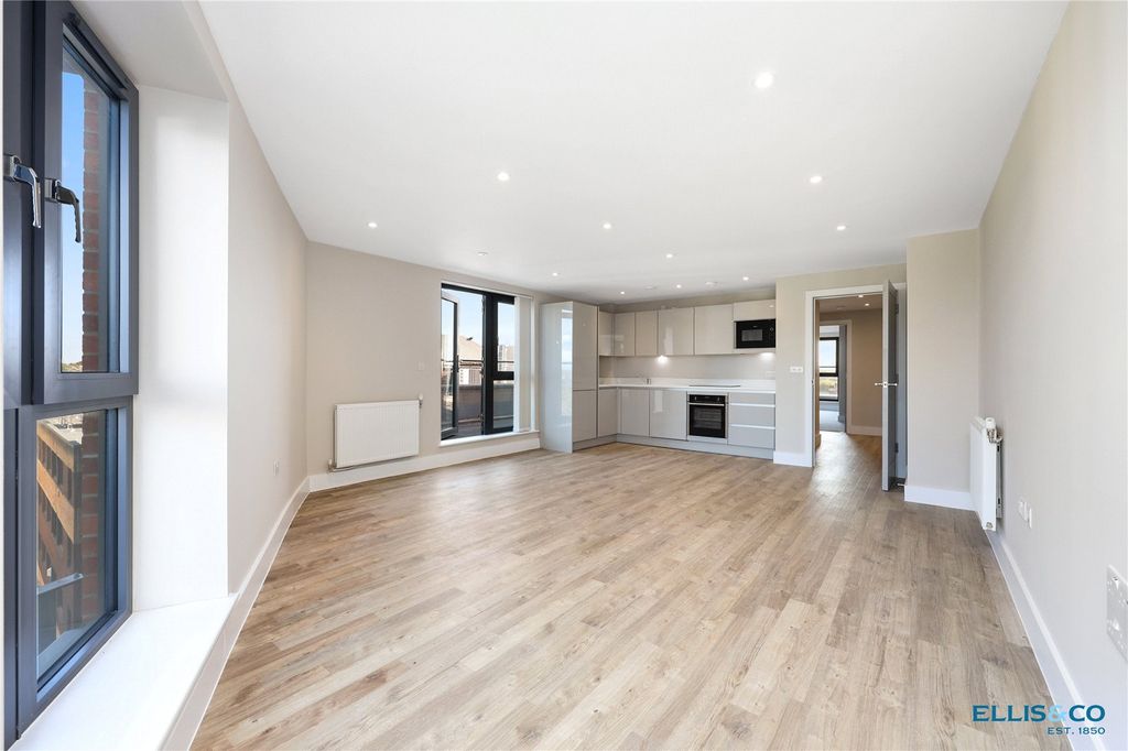 Property photo 1 of 15 Picture No. 04