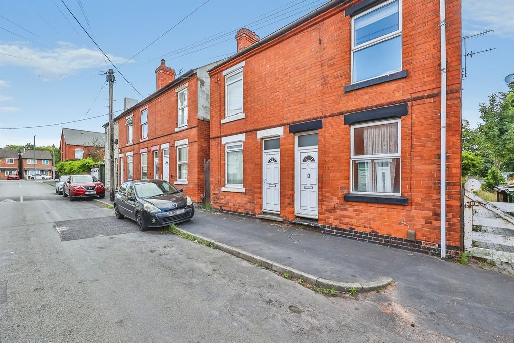Property photo 2 of 18