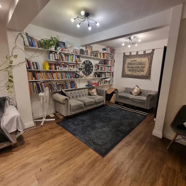 Property photo 3 of 16