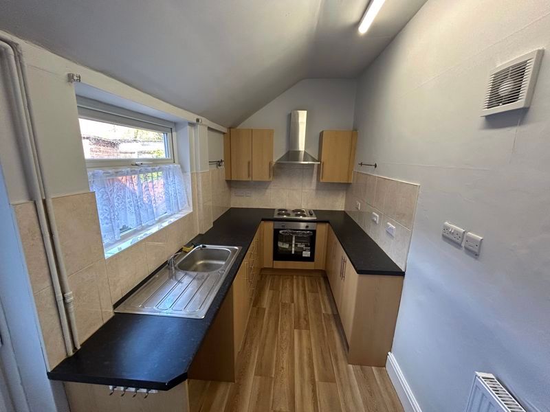 Property photo 1 of 12 Photo 16