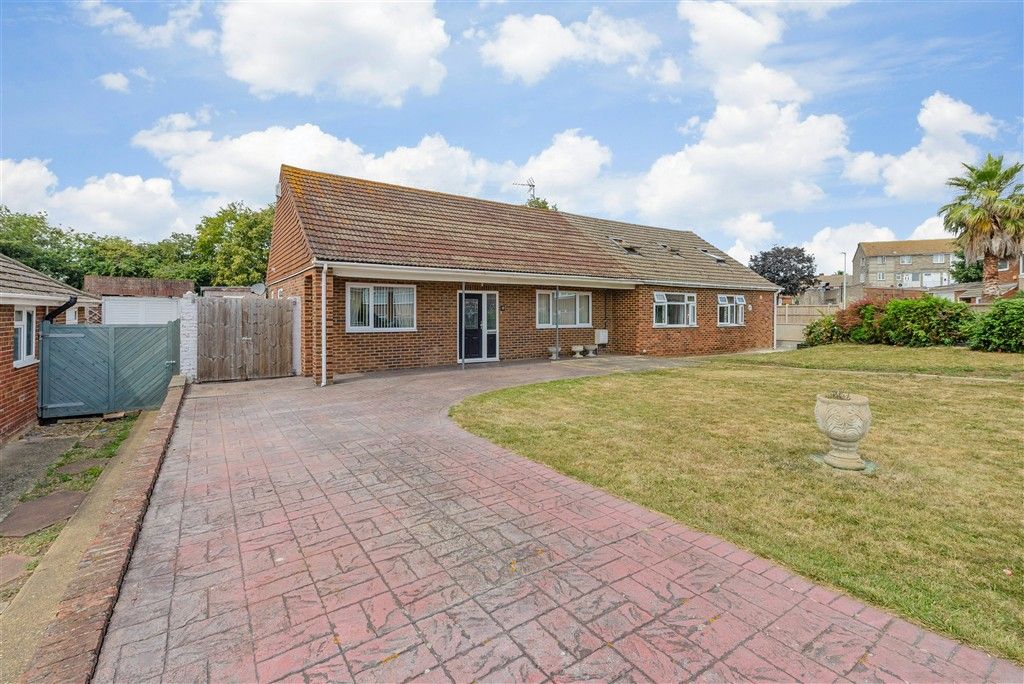 Property photo 1 of 13 External (Web)