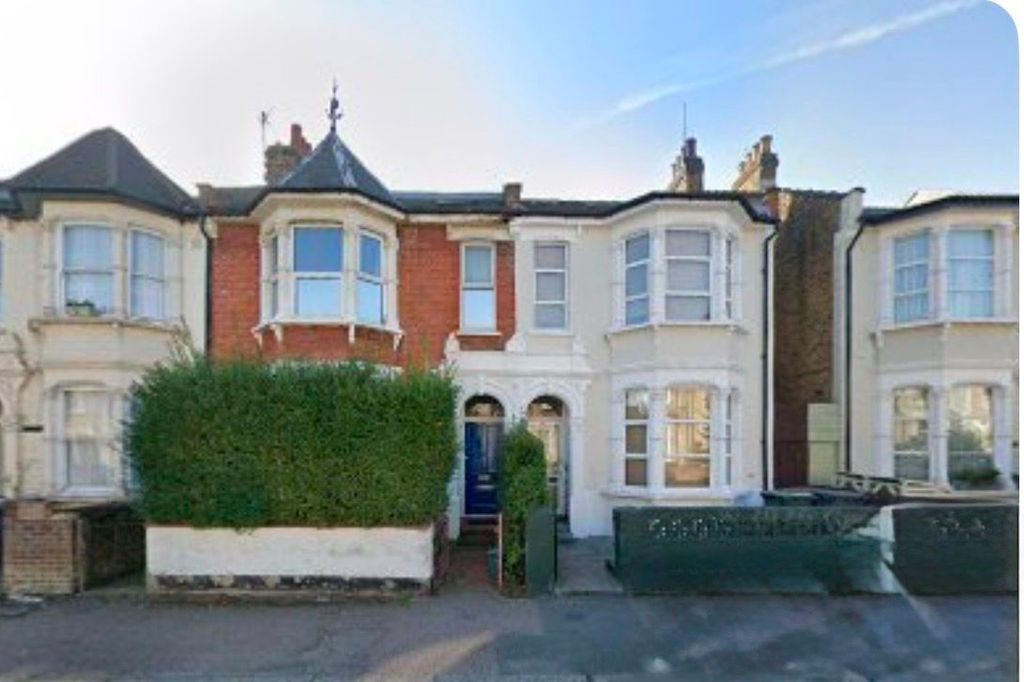 Property photo 1 of 1