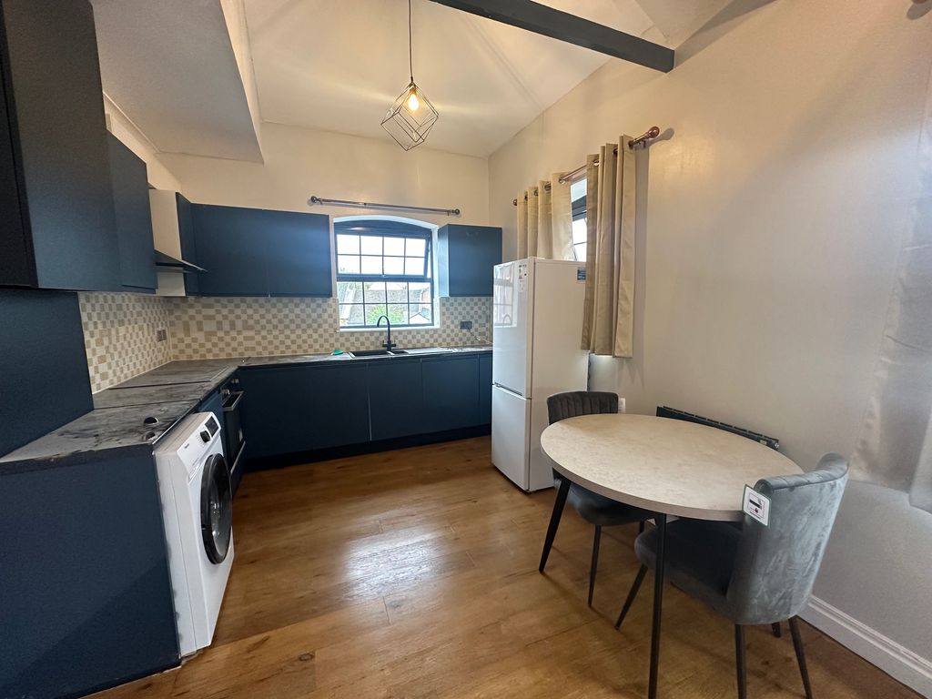 Property photo 1 of 8 Image