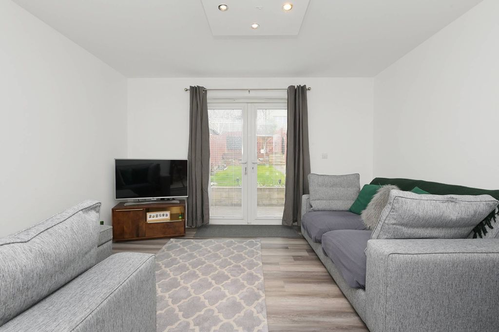 Property photo 1 of 23