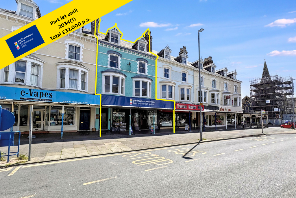 Property photo 1 of 3 Knightsbridge House, 11 Gloddaeth Street, Llandudno, Ll30 2Dd