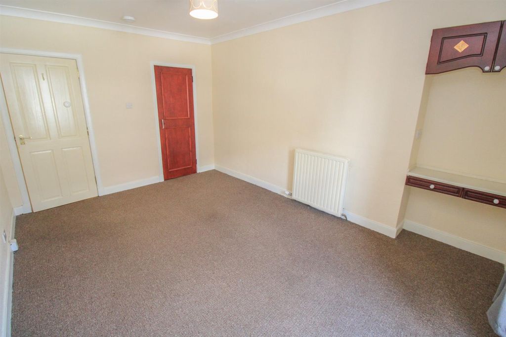 Property photo 3 of 13 Bedroom Two