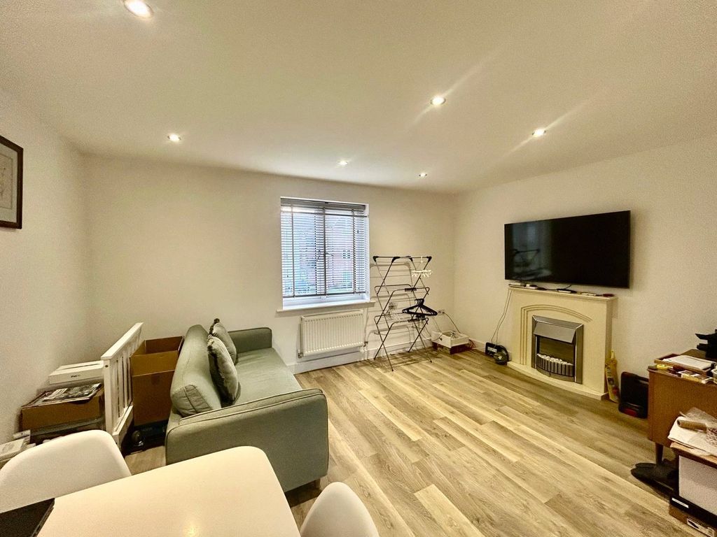 Property photo 3 of 8 Picture No. 03