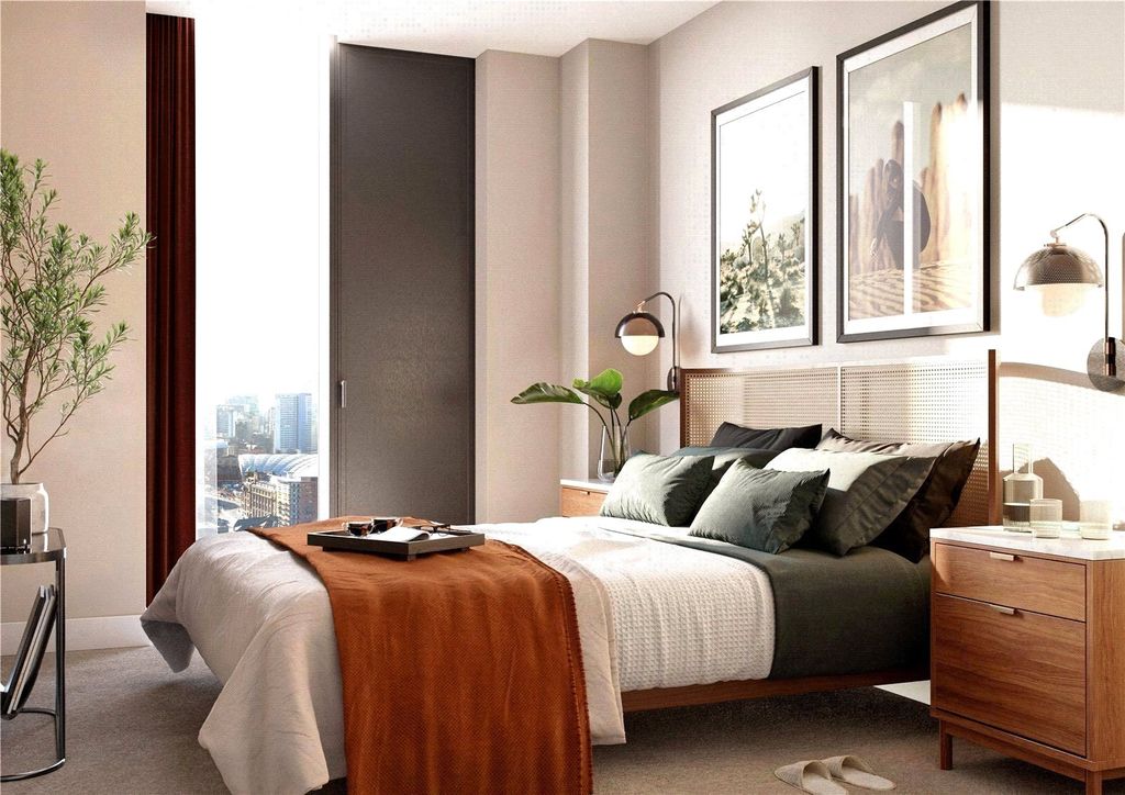 Property photo 3 of 9 Victoria Riverside