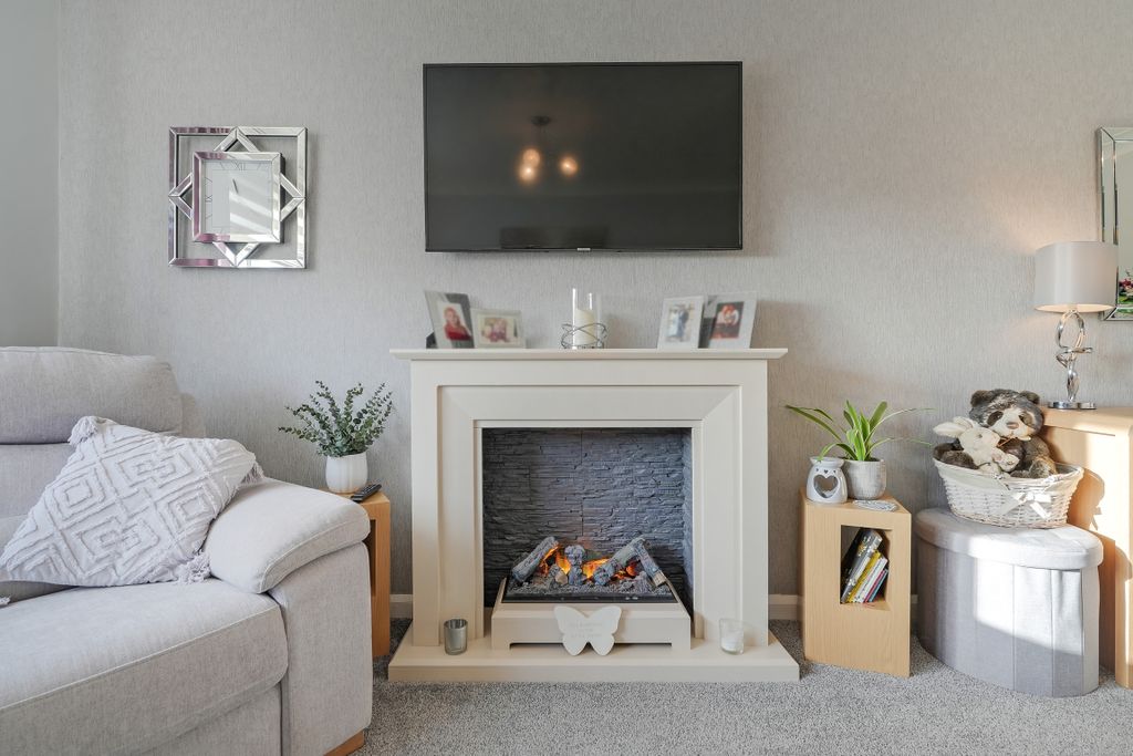 Property photo 3 of 28 Dsc08589