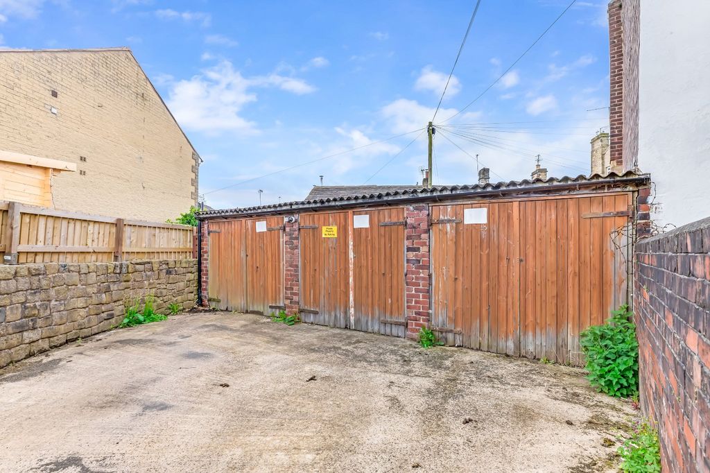 Property photo 1 of 10 Picture No. 01