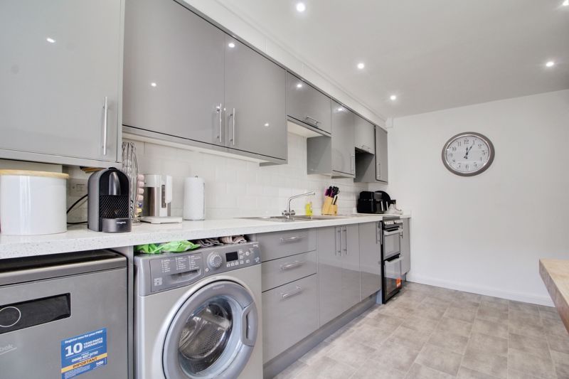 Property photo 3 of 17 Photo 10