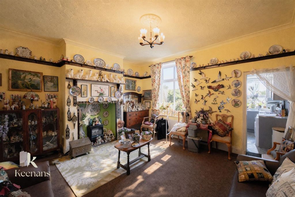 Property photo 2 of 25 2 (2).Jpg