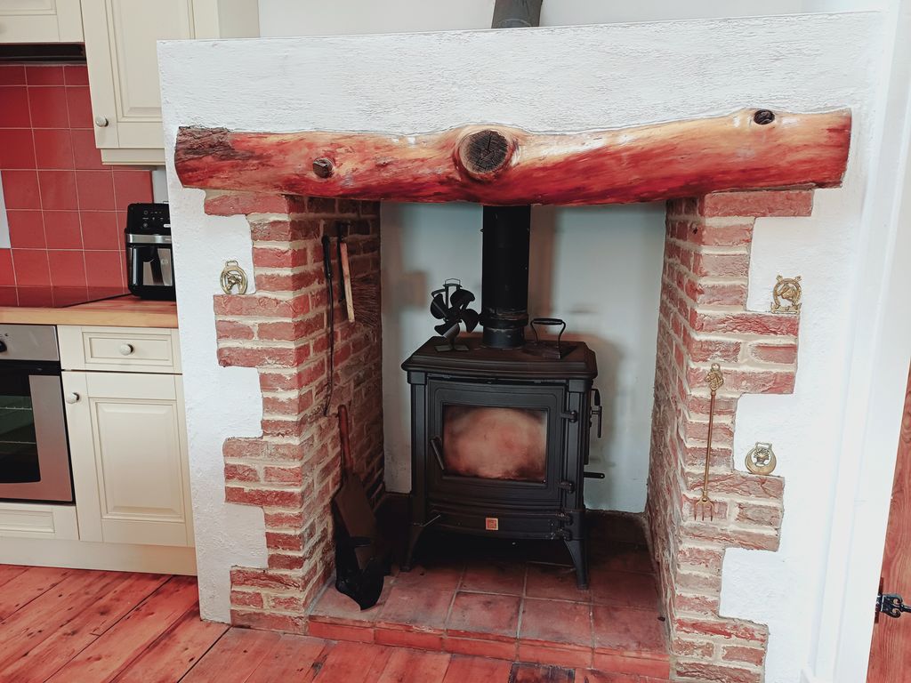 Property photo 3 of 11 Log Burner