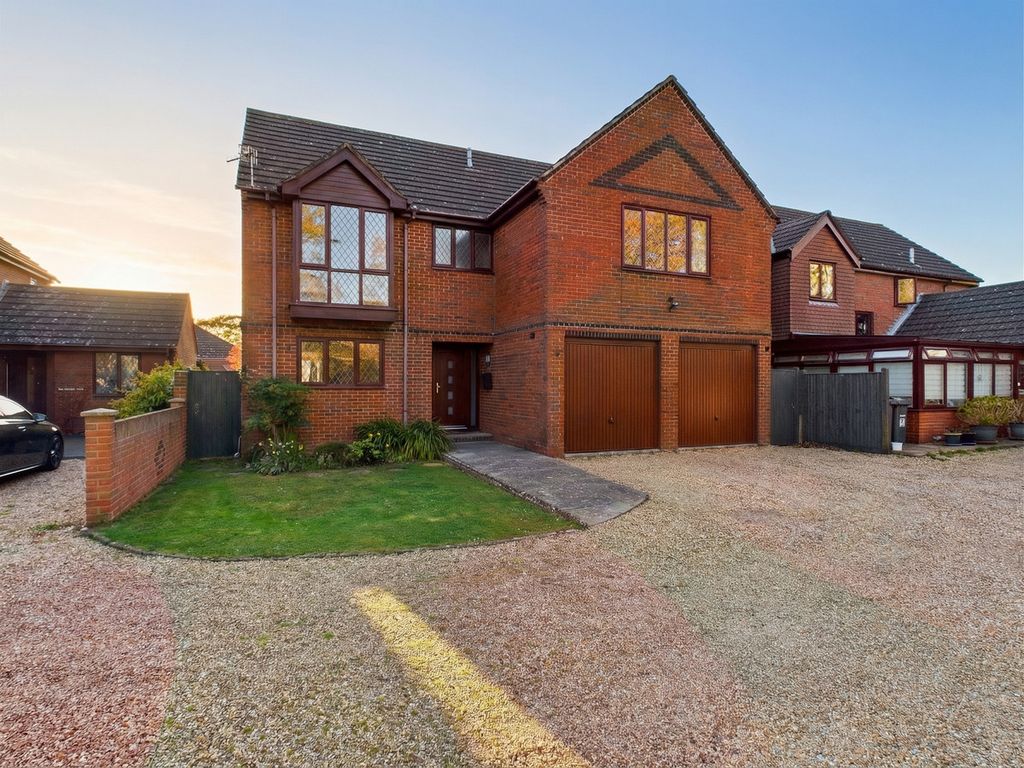 Property photo 1 of 36