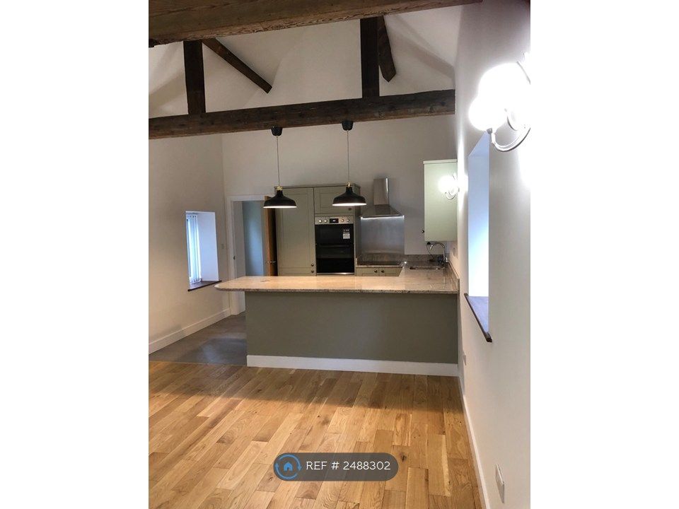 Property photo 2 of 10 Kitchen