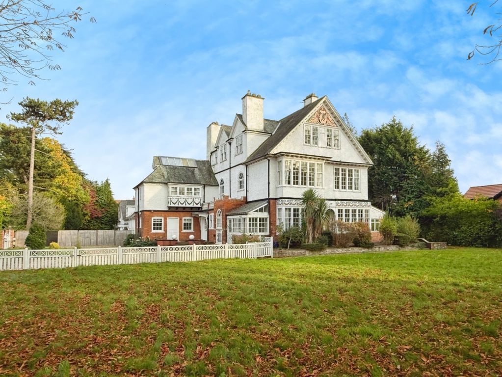 Property photo 1 of 27 4358061