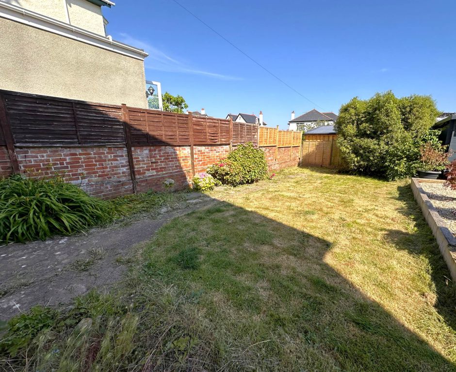 Property photo 3 of 11