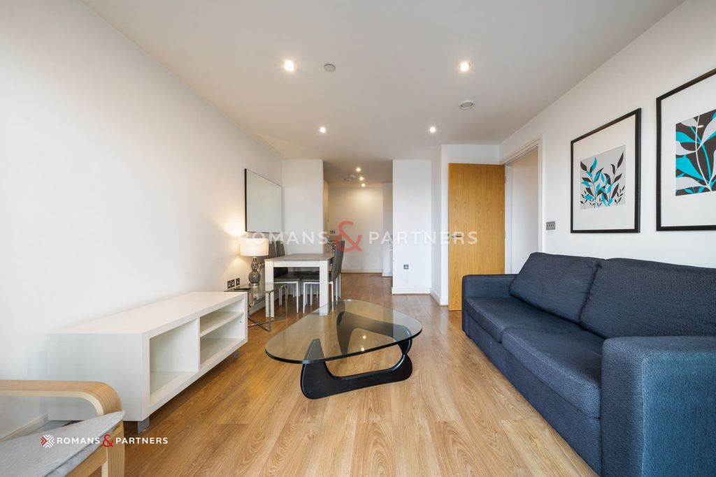 Property photo 3 of 13