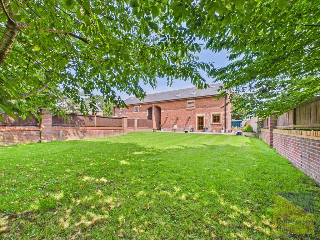 Property photo 1 of 43