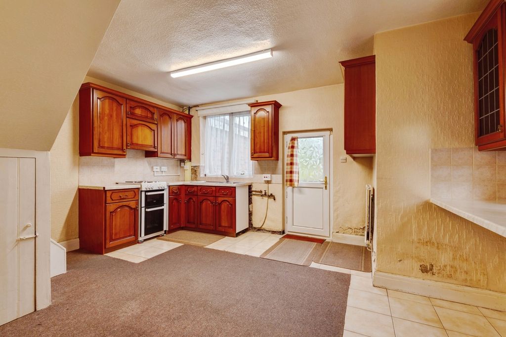 Property photo 2 of 19 Pbox-Img.Jpg