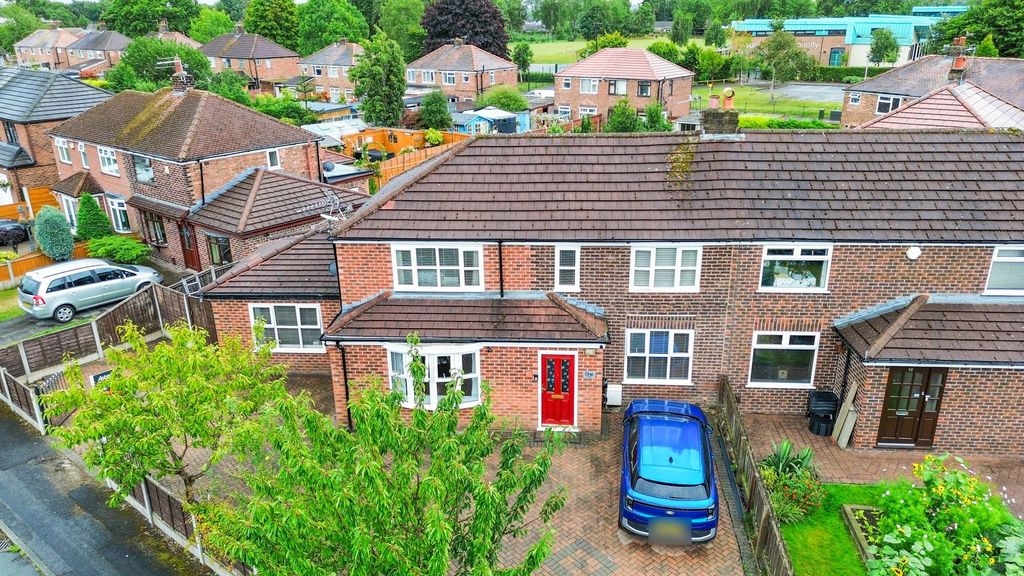 Property photo 1 of 28