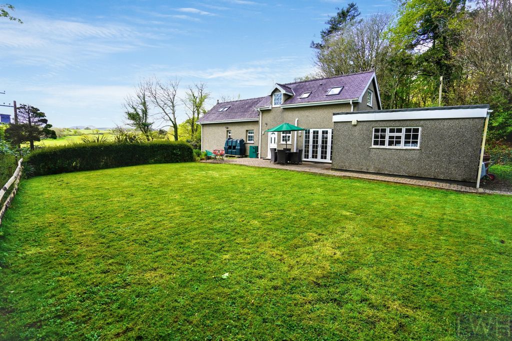 Property photo 1 of 31 Garden