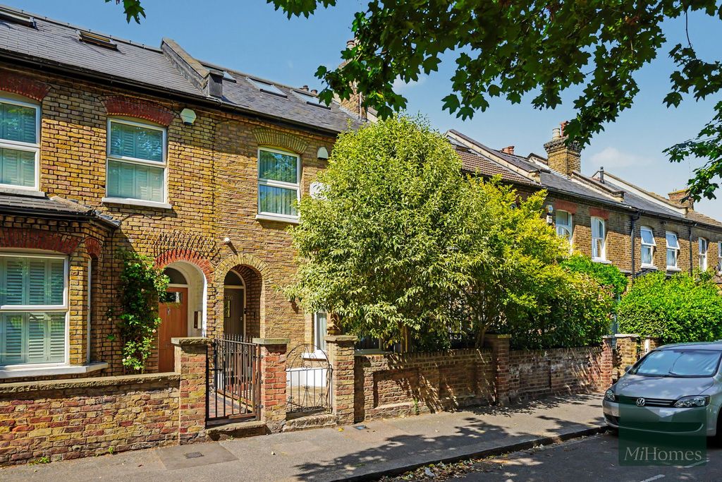 Property photo 1 of 17