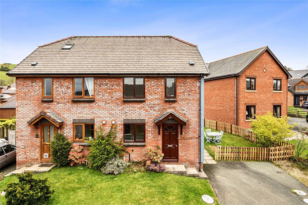 Property photo 1 of 24 Picture No. 27