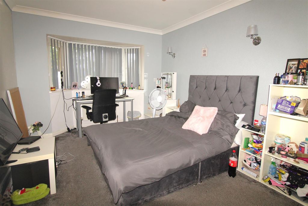 Property photo 3 of 15 Bedroom 1