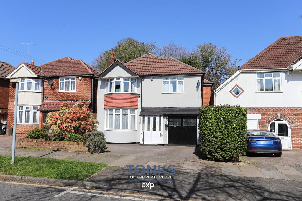 Property photo 1 of 26