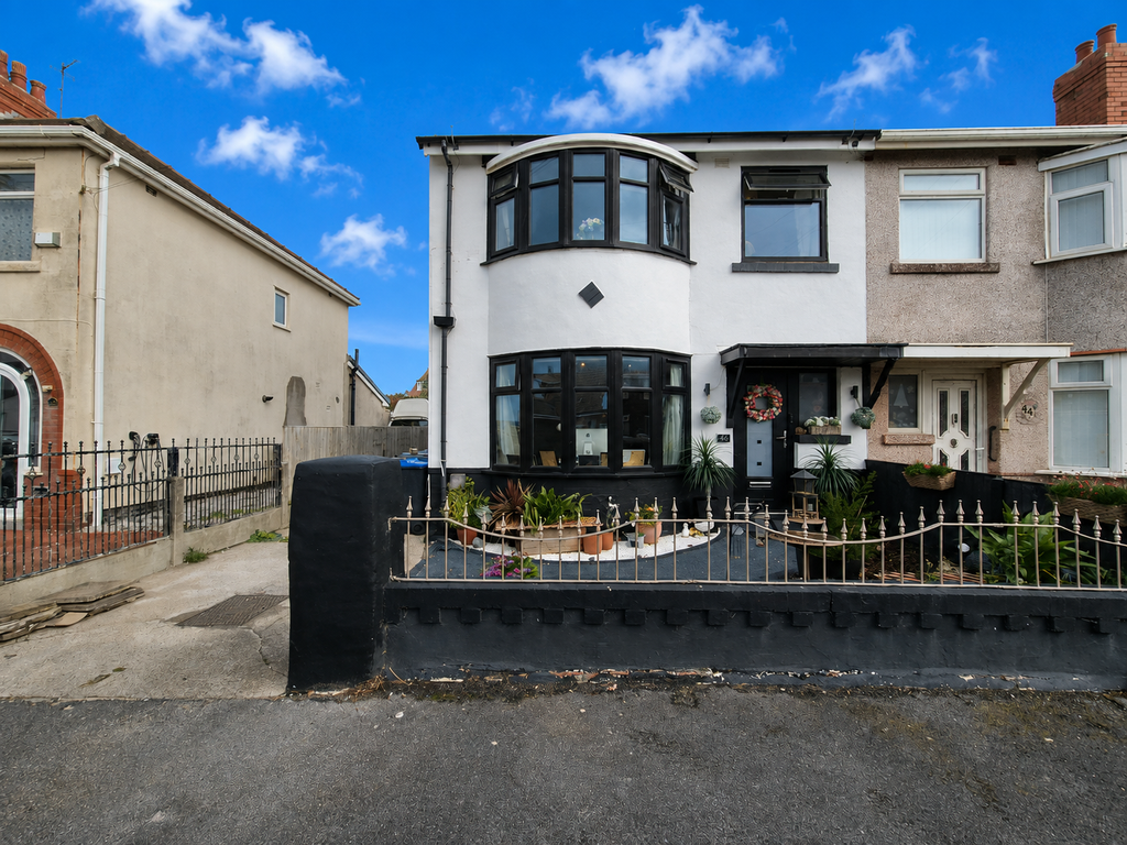 Property photo 1 of 22
