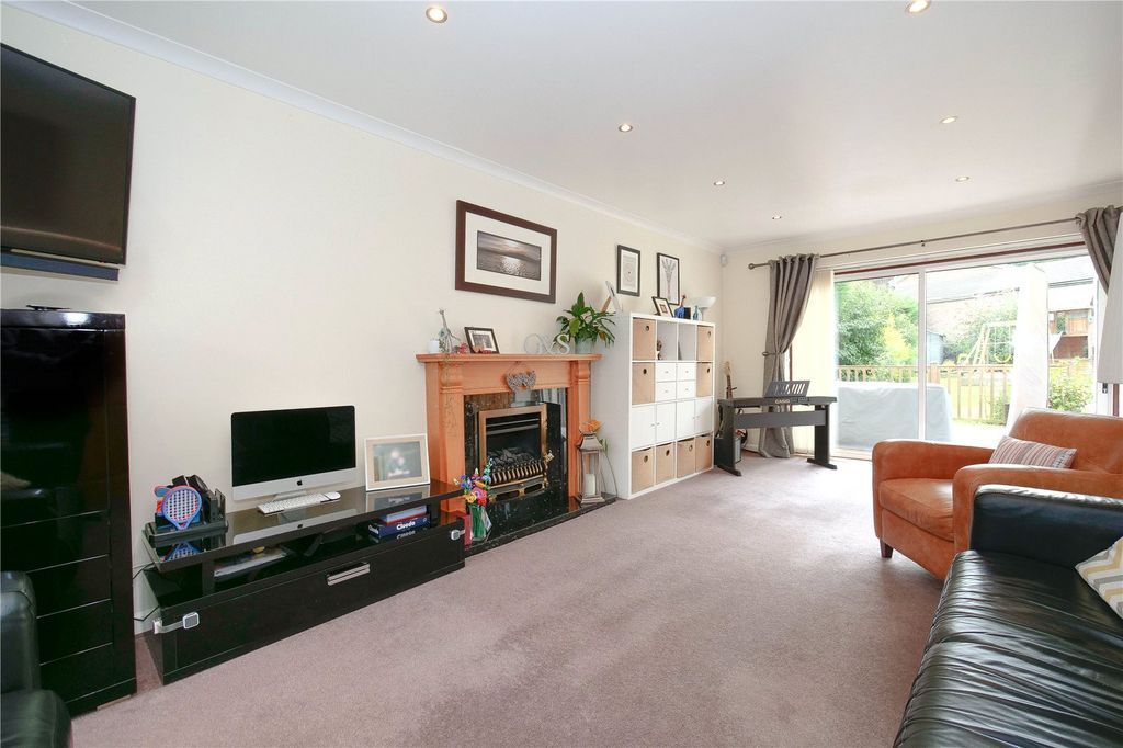 Property photo 2 of 25 Picture No. 05