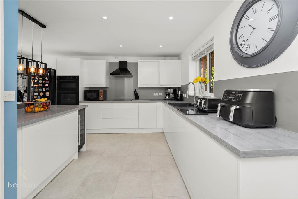 Property photo 2 of 44 2.Jpg