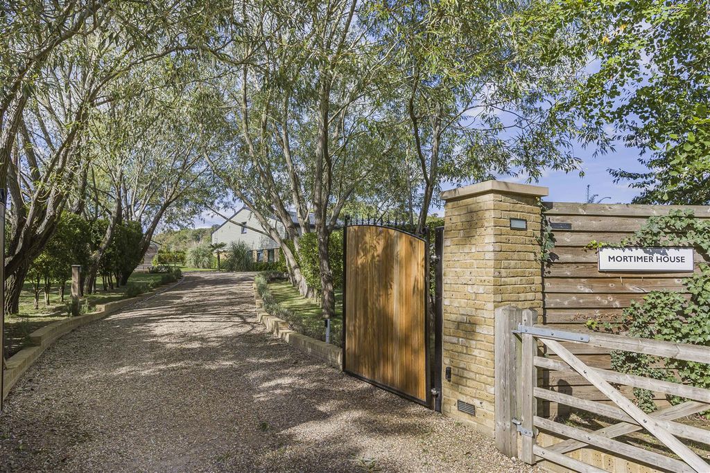 Property photo 2 of 47 41_64338.Jpg