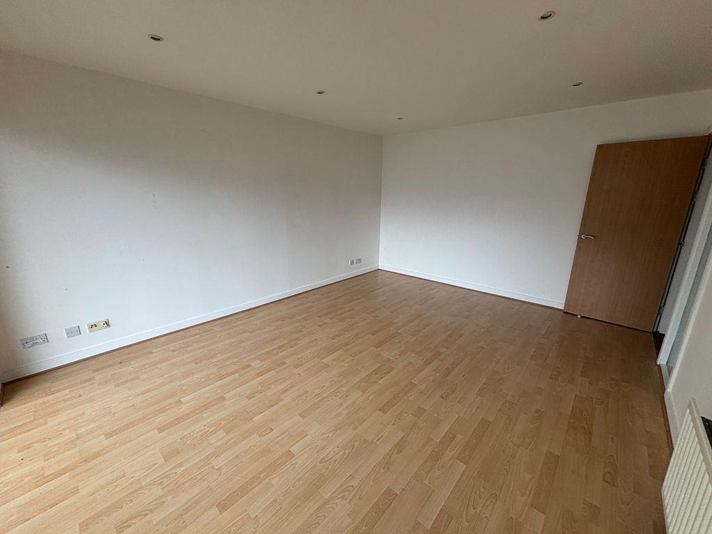 Property photo 2 of 14 2.Jpg