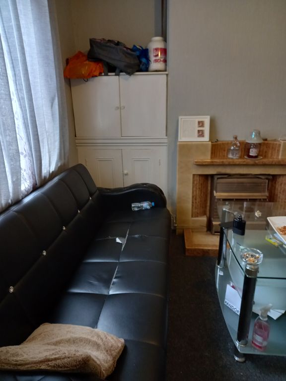 Property photo 2 of 6