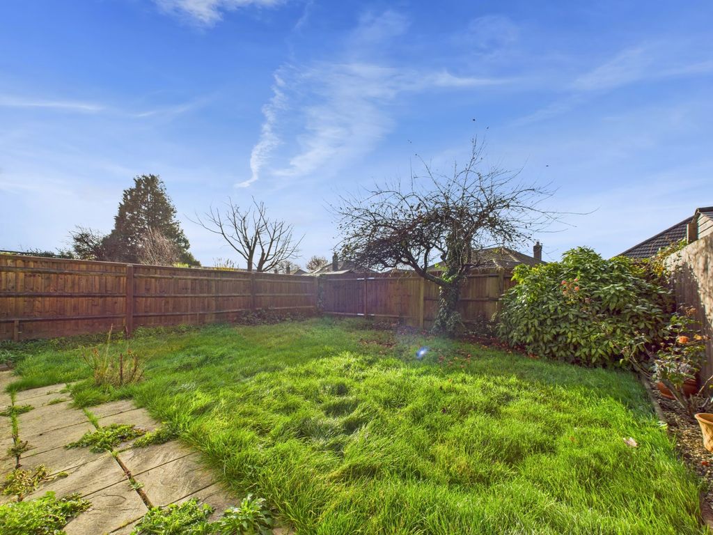 Property photo 3 of 15 Garden