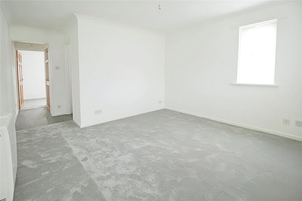 Property photo 3 of 8 Living Room
